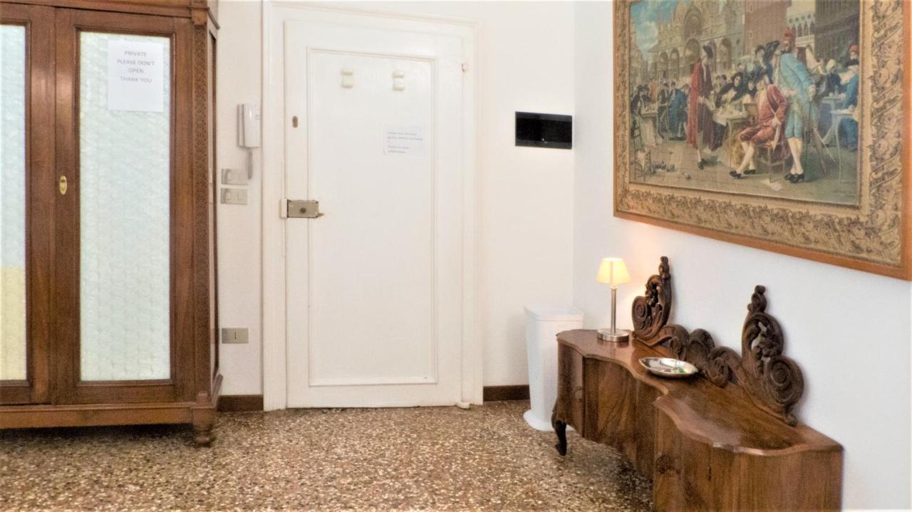 Venezianamente Apartments - Venice City Centre ภายนอก รูปภาพ