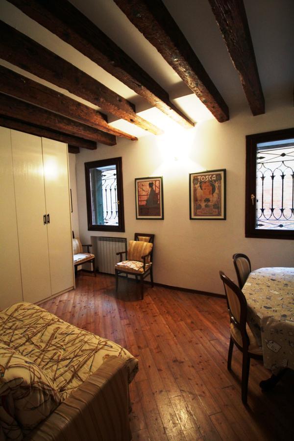 Venezianamente Apartments - Venice City Centre ภายนอก รูปภาพ